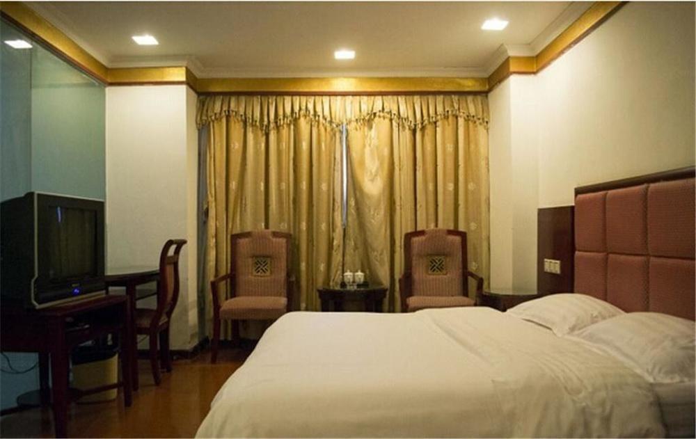 Baojiang Yingbin Hotel Джухай Екстериор снимка
